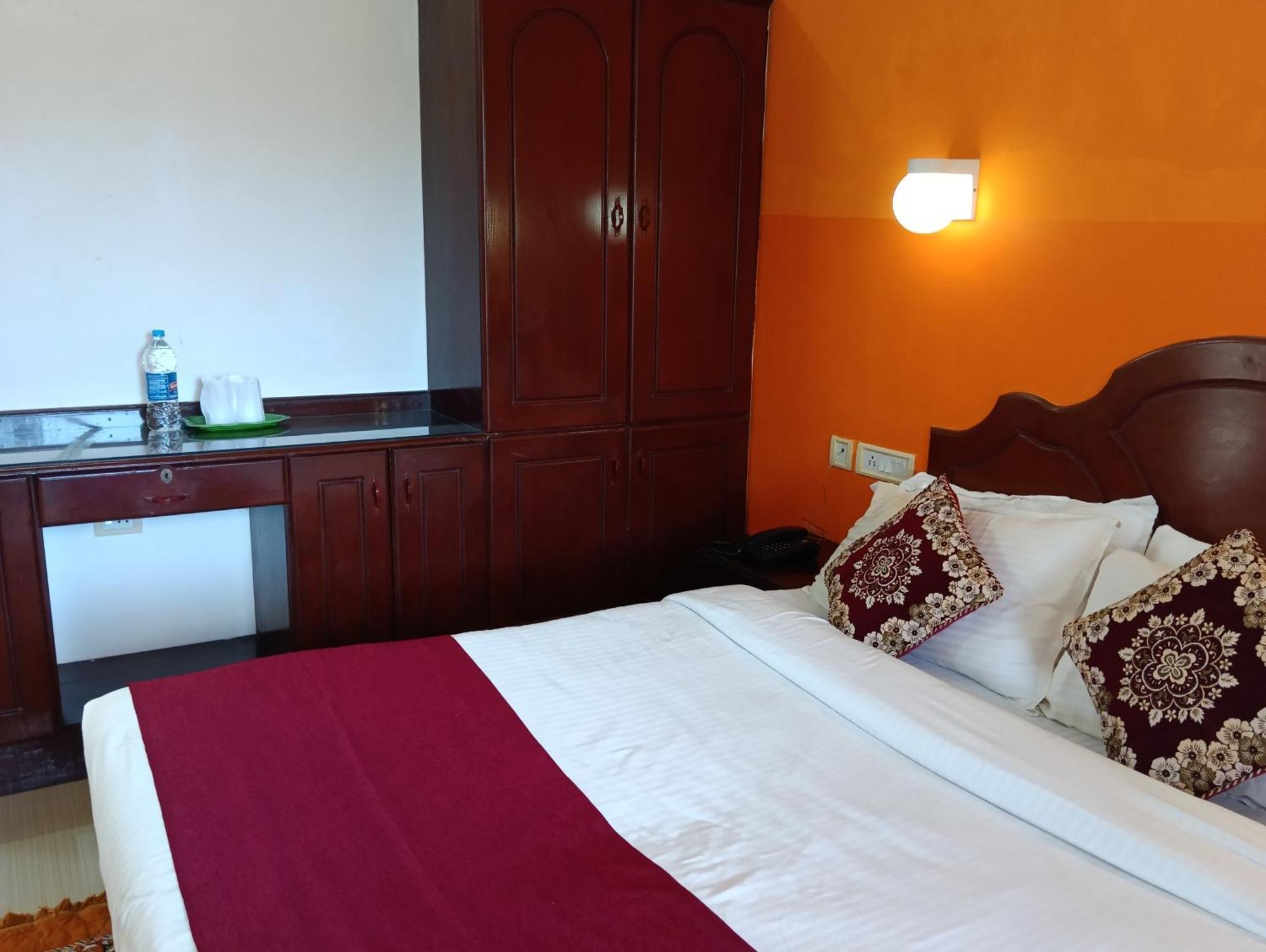 Vedantha Inn Kovalam Luaran gambar